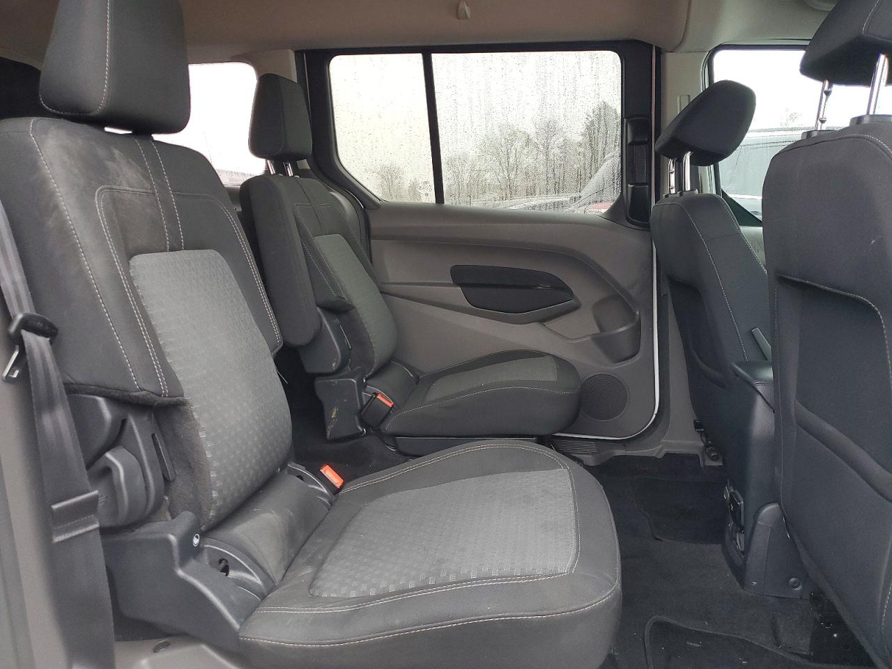 FORD TRANSIT CONNECT 2023 — 12