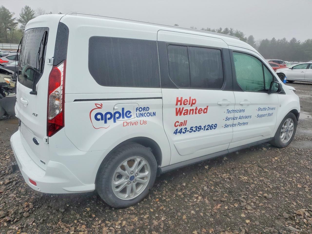 FORD TRANSIT CONNECT 2023 — 4