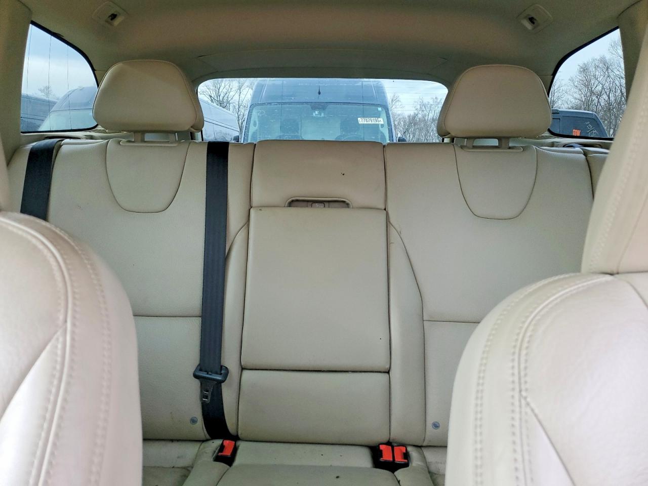 VOLVO XC60 2013 — 11