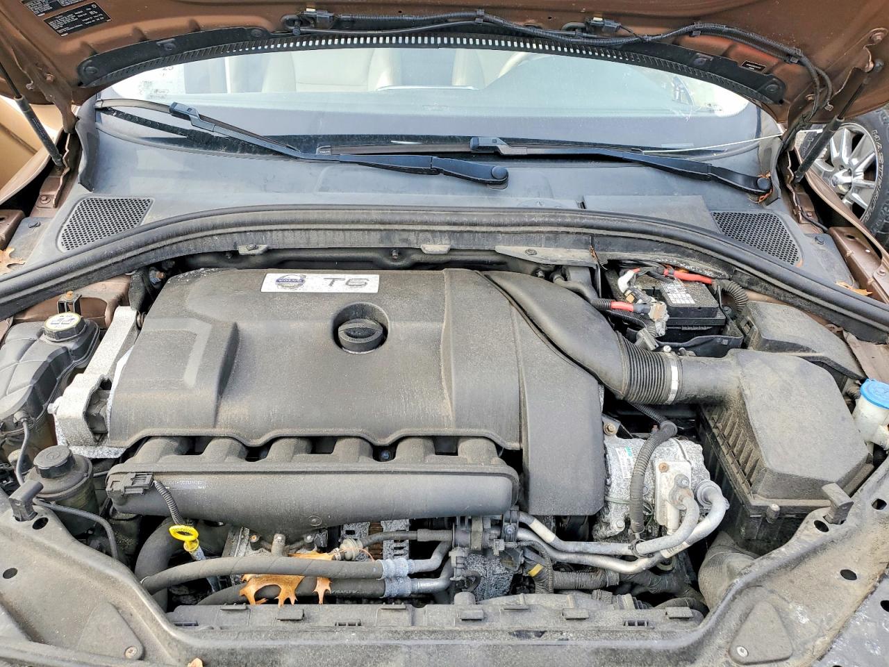 VOLVO XC60 2013 — 13