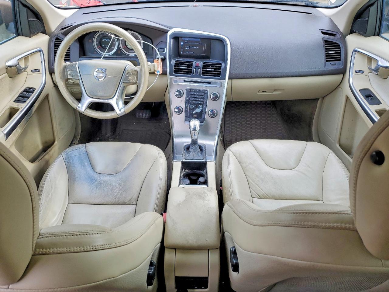 VOLVO XC60 2013 — 9