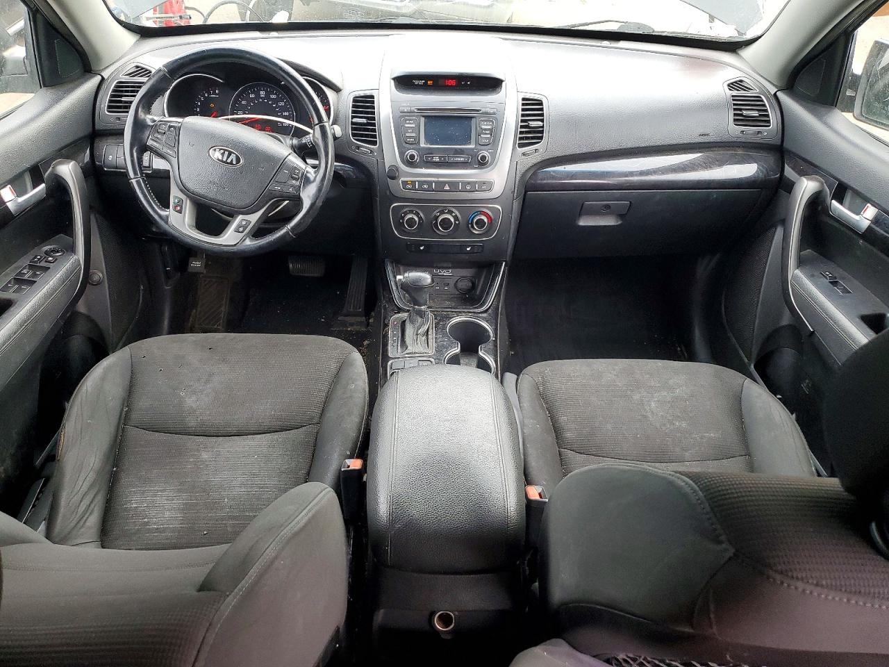 KIA SORENTO 2015 — 9