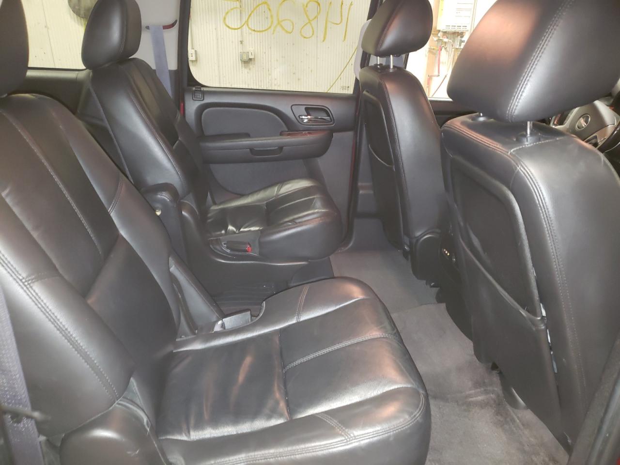 GMC Yukon Xl 2011 — 6