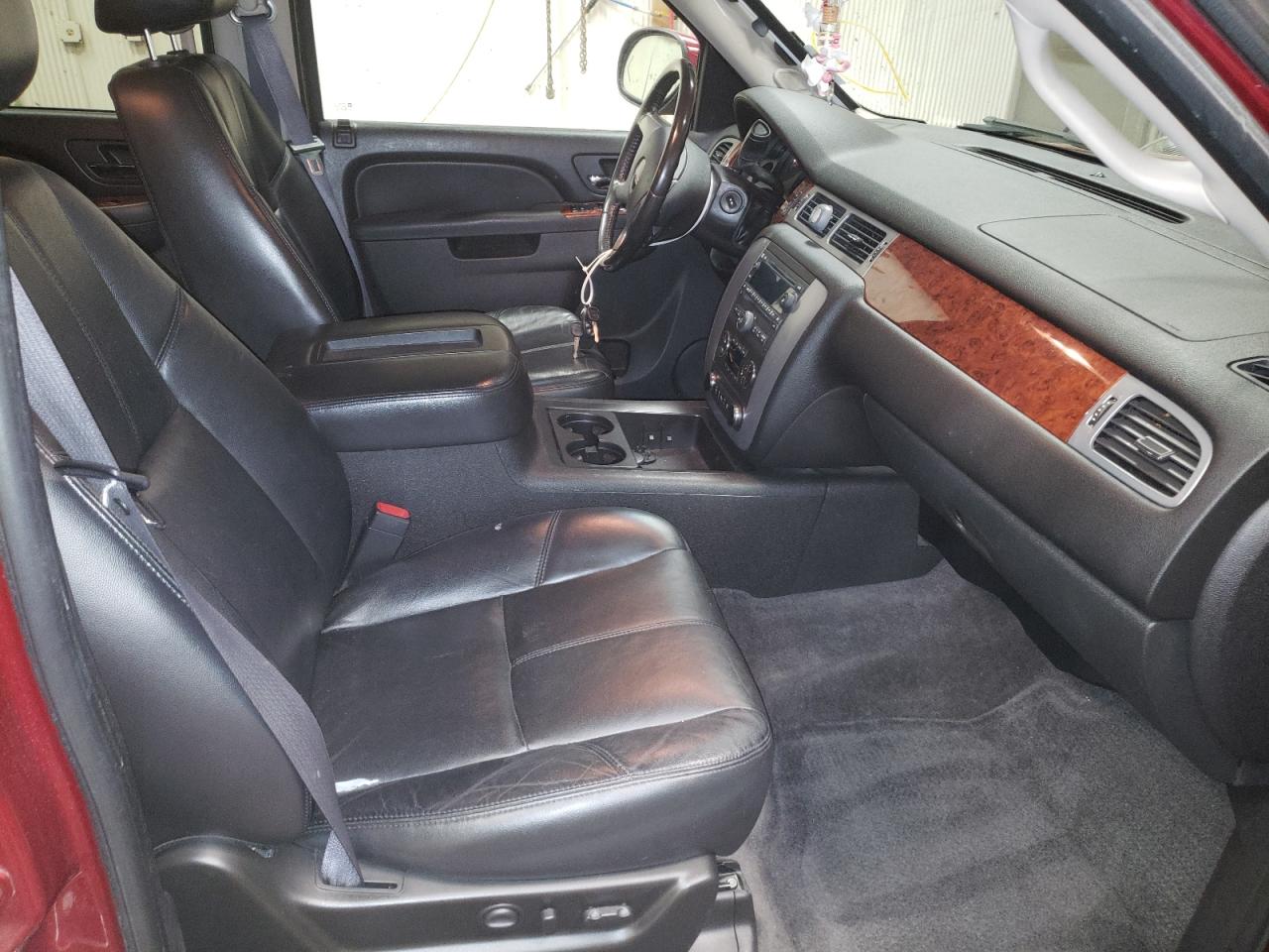 2011 GMC YUKON XL K1500 SLT