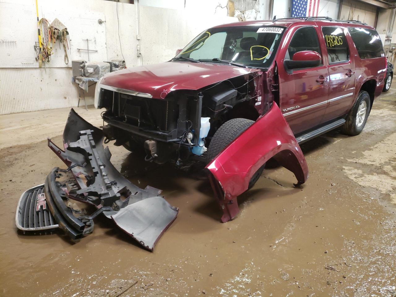 2011 GMC YUKON XL K1500 SLT