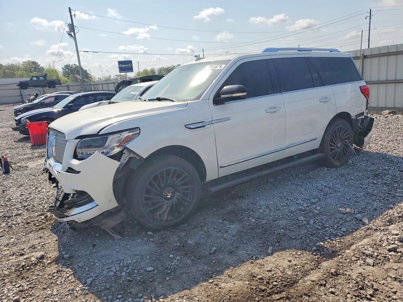 LINCOLN NAVIGATOR 2020 — 2