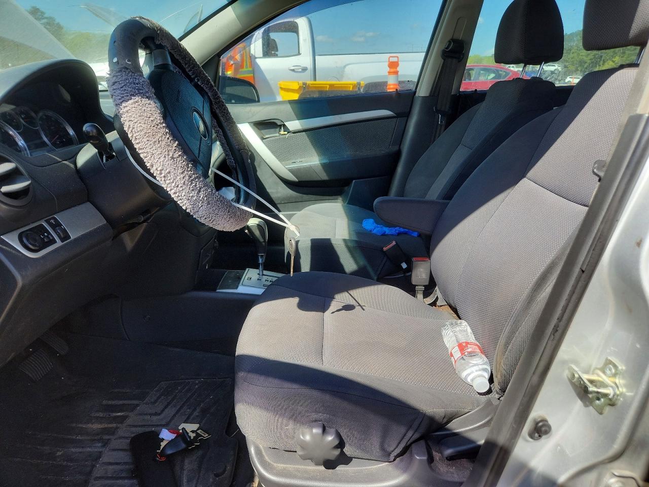 CHEVROLET AVEO 2011 — 8