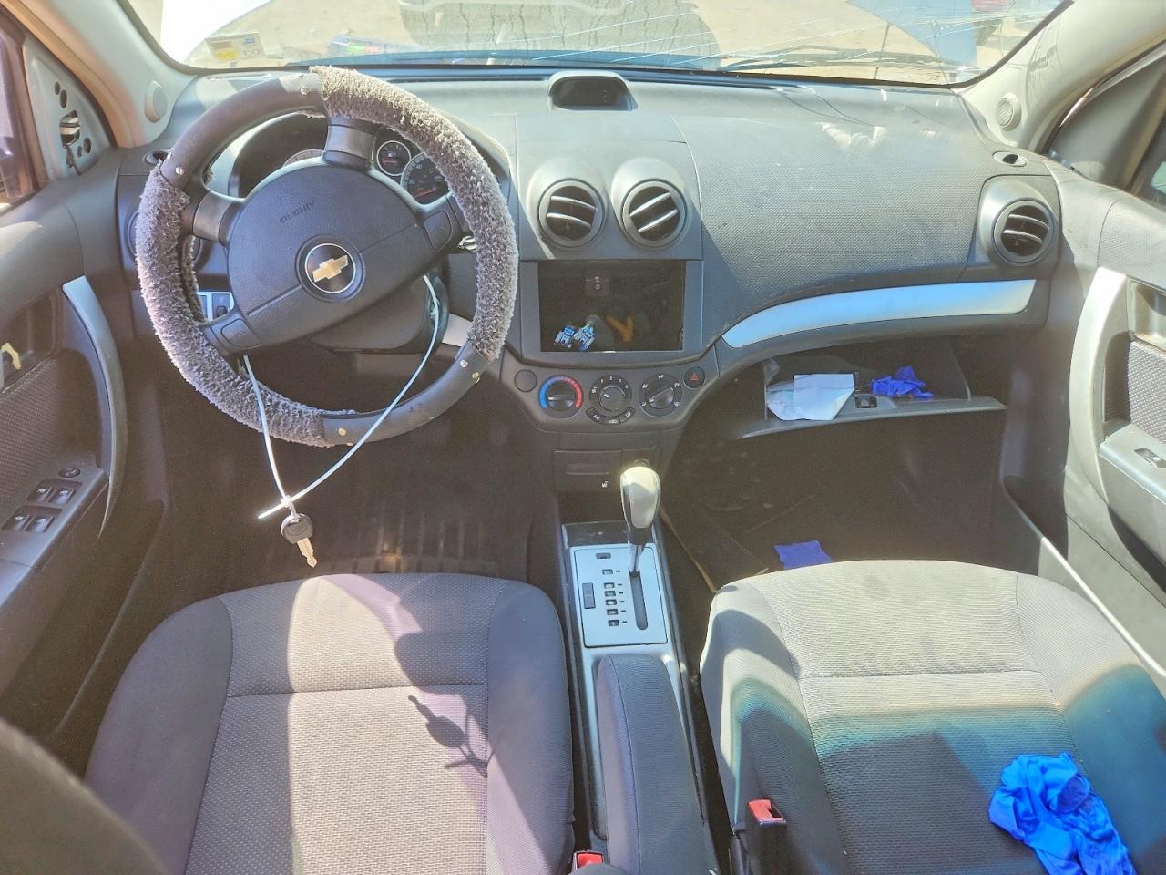 CHEVROLET AVEO 2011 — 9