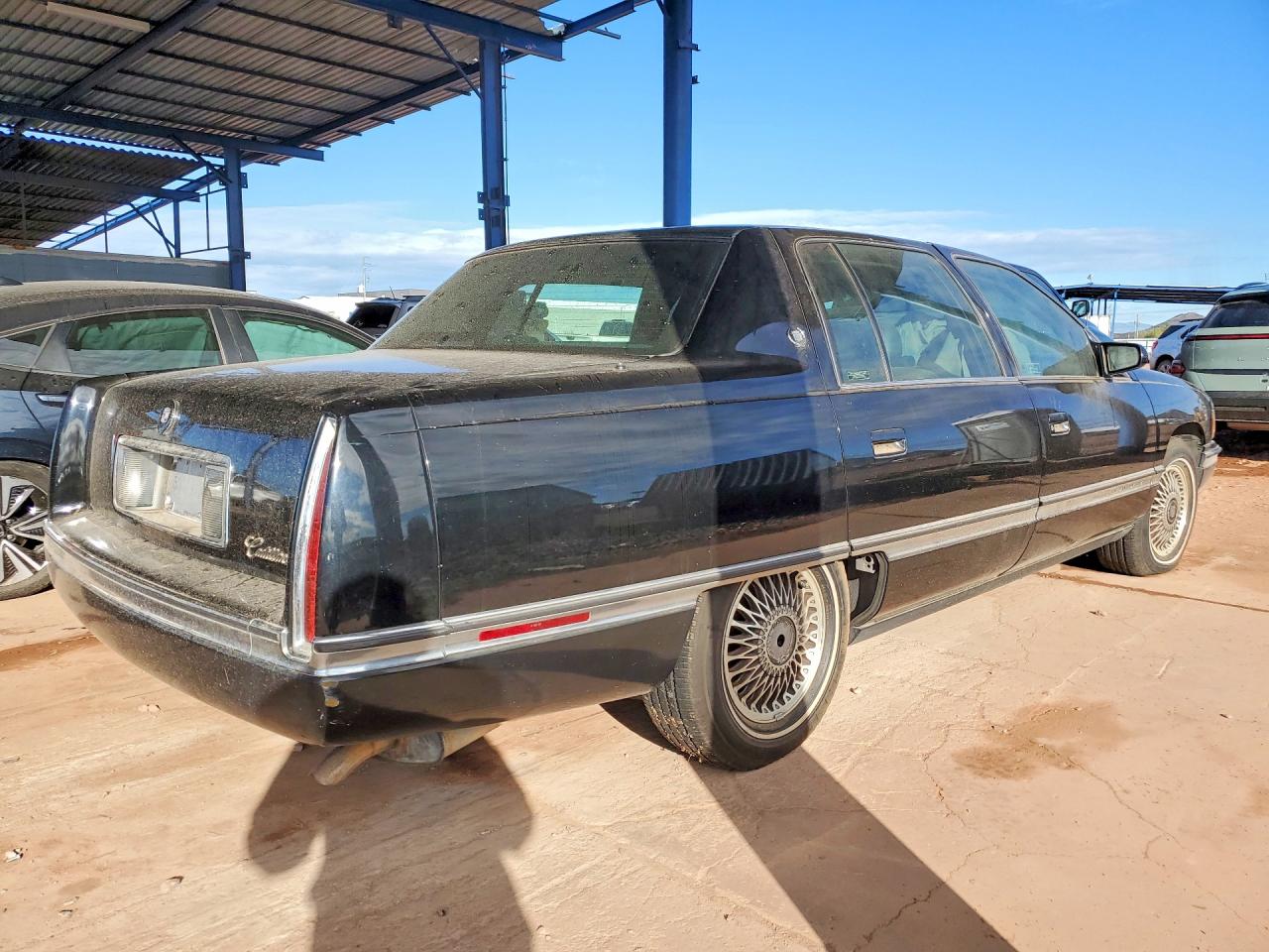 CADILLAC DEVILLE 1994 — 4