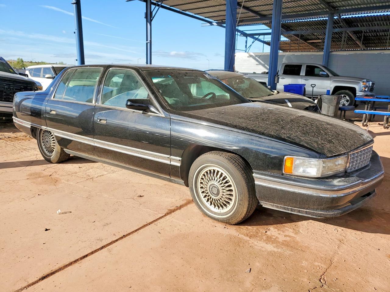 CADILLAC DEVILLE 1994 — 5