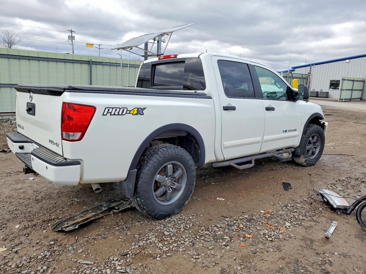 Nissan Titan 2013 — 4