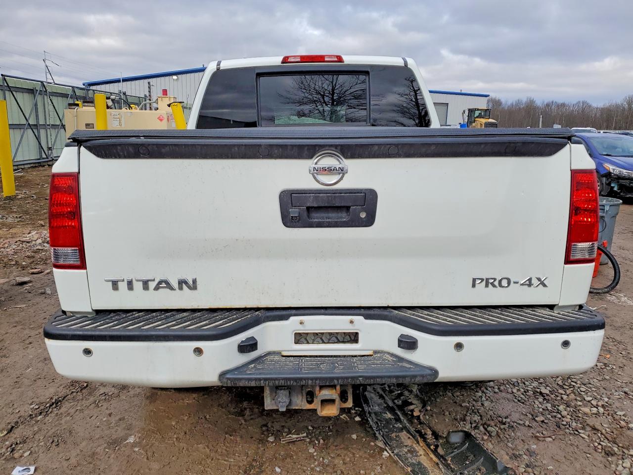 Nissan Titan 2013 — 7