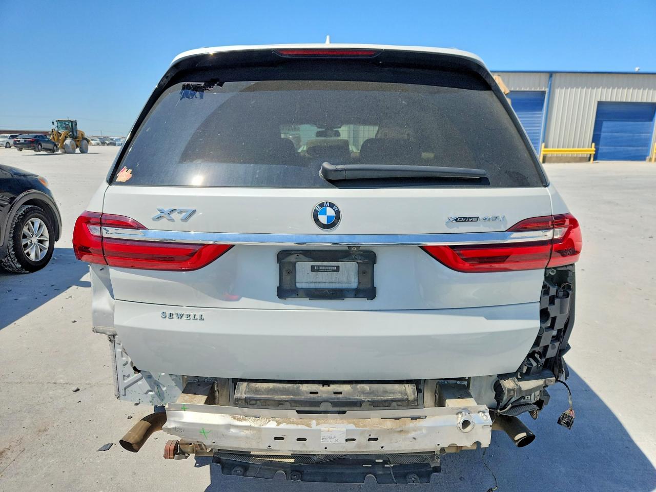 BMW X7 2020 — 7