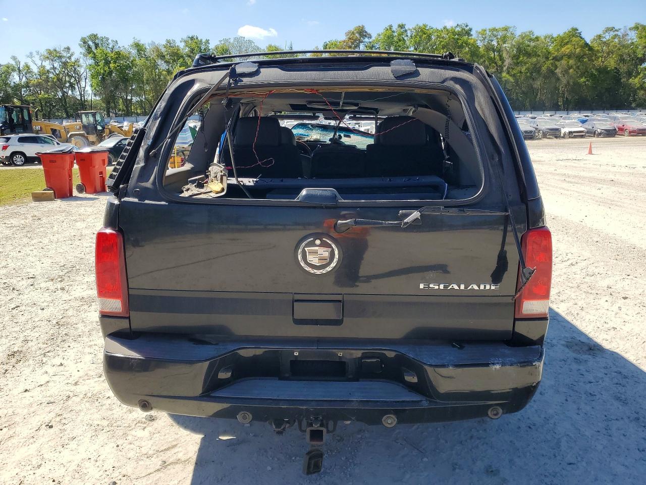 CADILLAC ESCALADE 2005 — 7