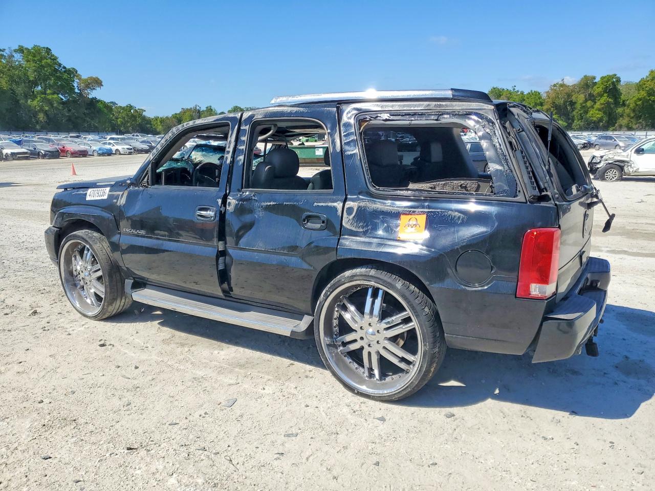 CADILLAC ESCALADE 2005 — 3