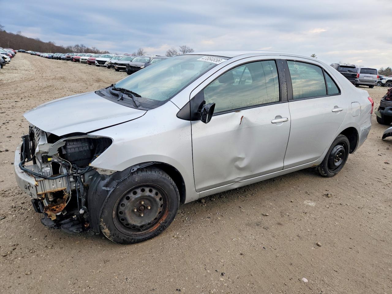 2009 TOYOTA YARIS BASE