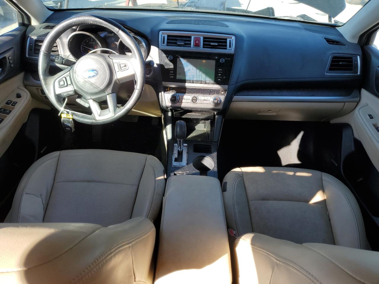 SUBARU OUTBACK 2017 — 9