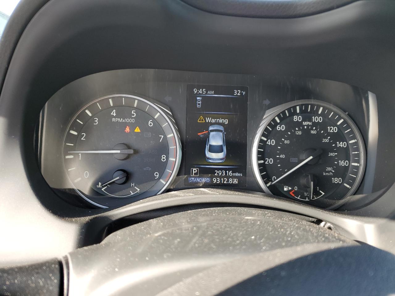 INFINITI Q50 2021 — 10