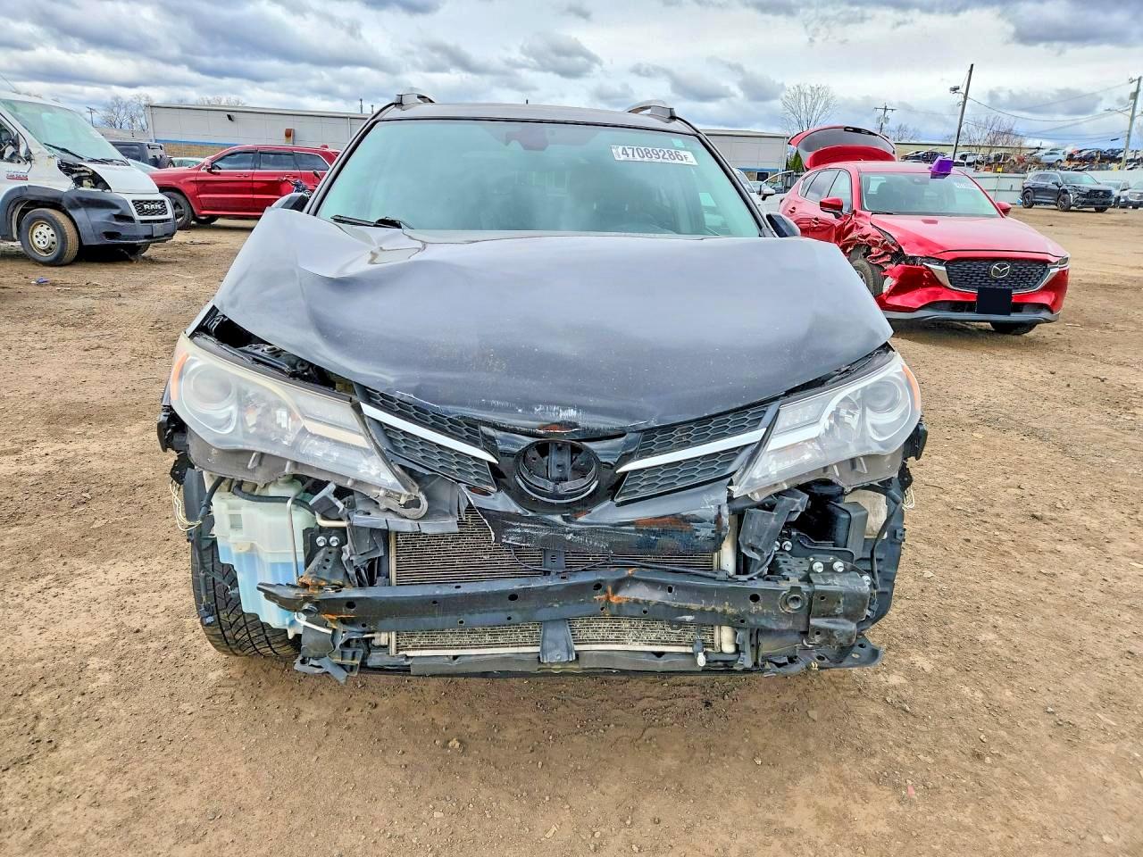 TOYOTA RAV 4 2015 — 6