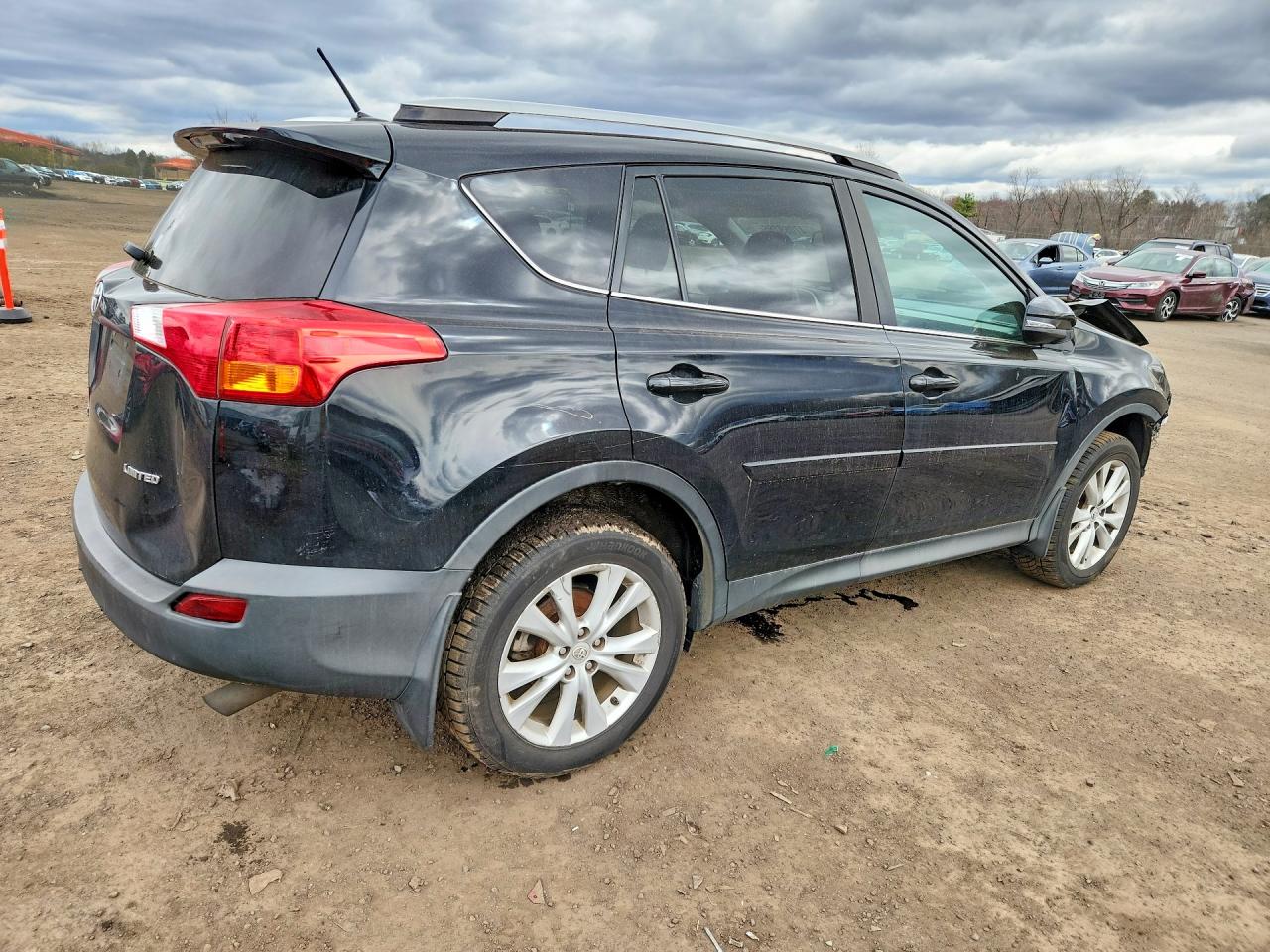 TOYOTA RAV 4 2015 — 4