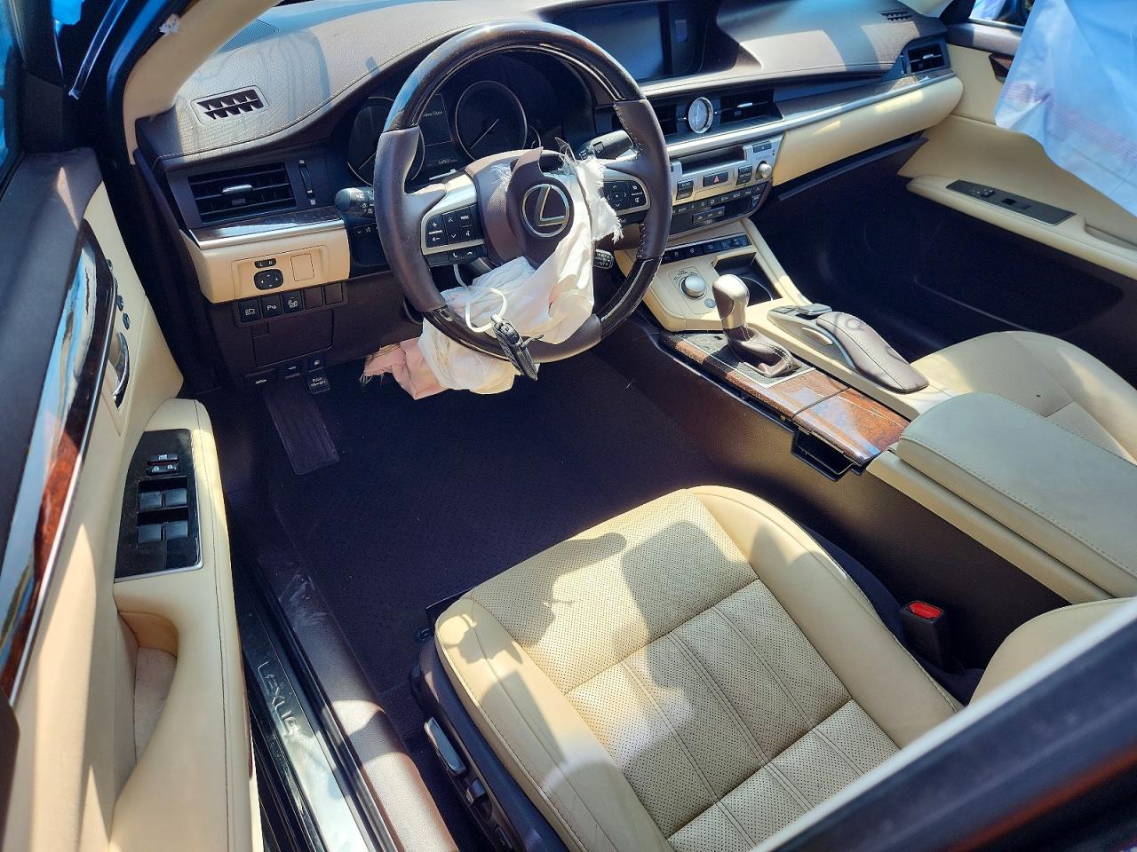 LEXUS ES 350 2018 — 9