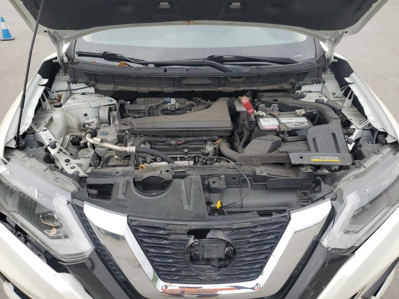 NISSAN ROGUE 2019 — 12