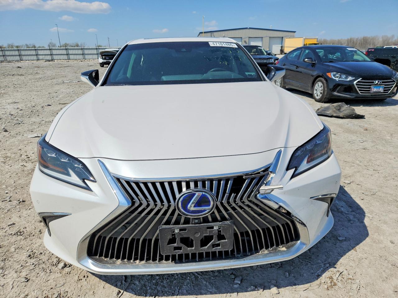 LEXUS ES 300H 2021 — 6