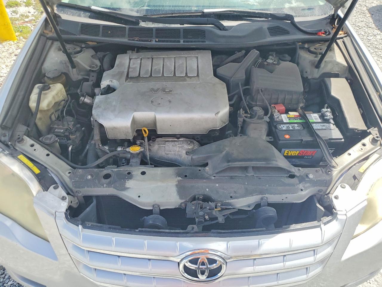 TOYOTA AVALON 2005 — 12