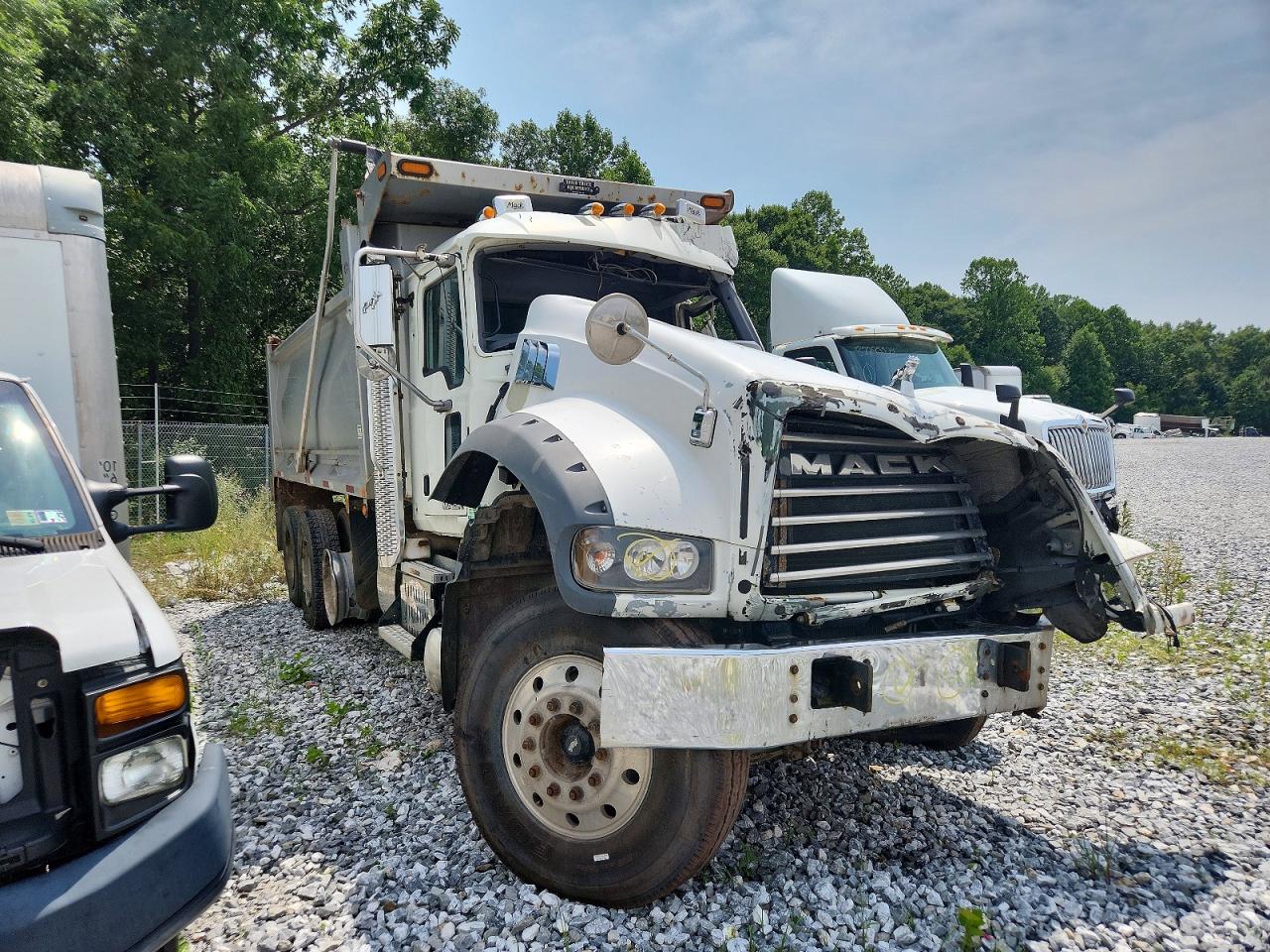 MACK 700 2017 — 2