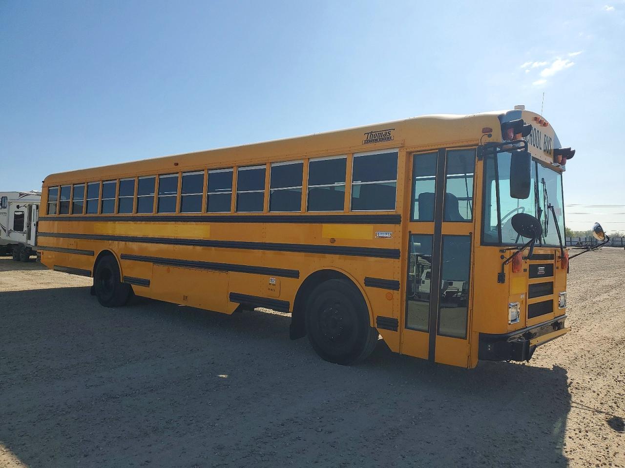 2011 THOMAS SAF-T-LINER HDX