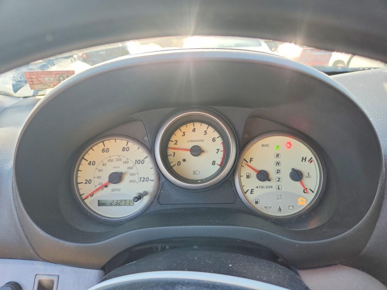 TOYOTA RAV4 2002 — 10