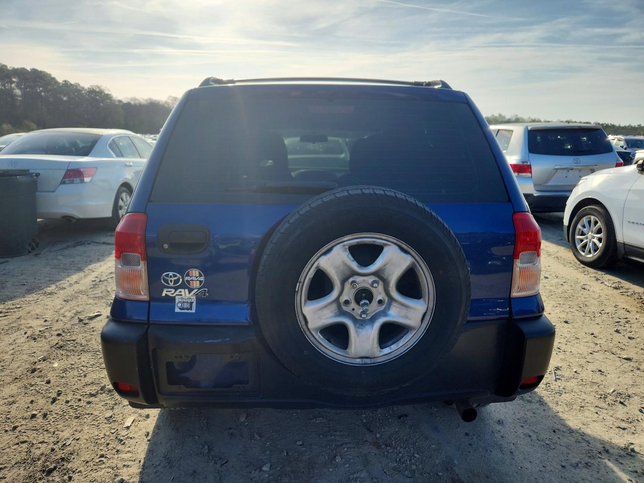 TOYOTA RAV4 2002 — 7