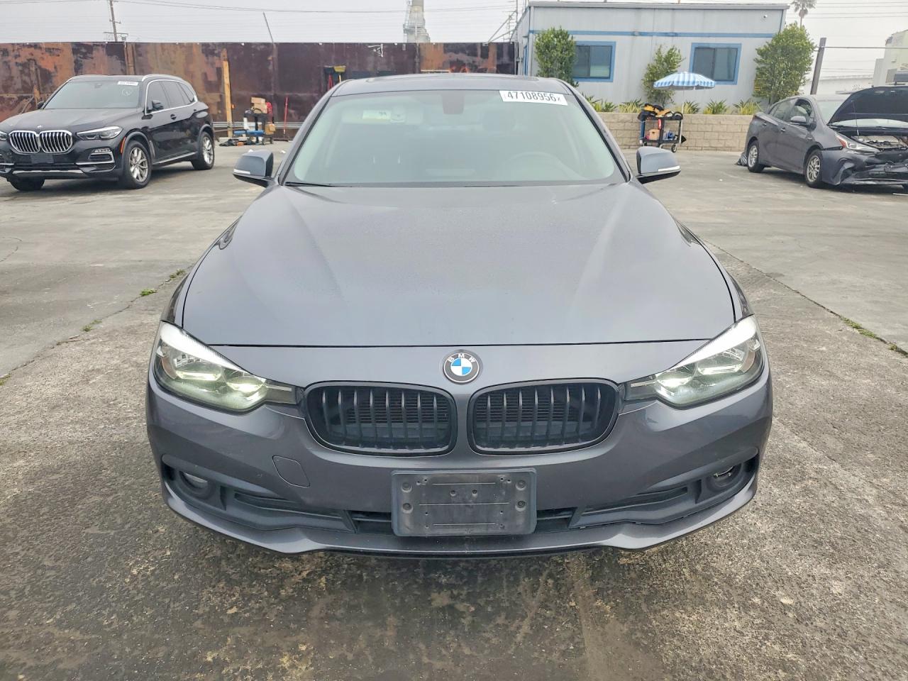 BMW 320 2017 — 6