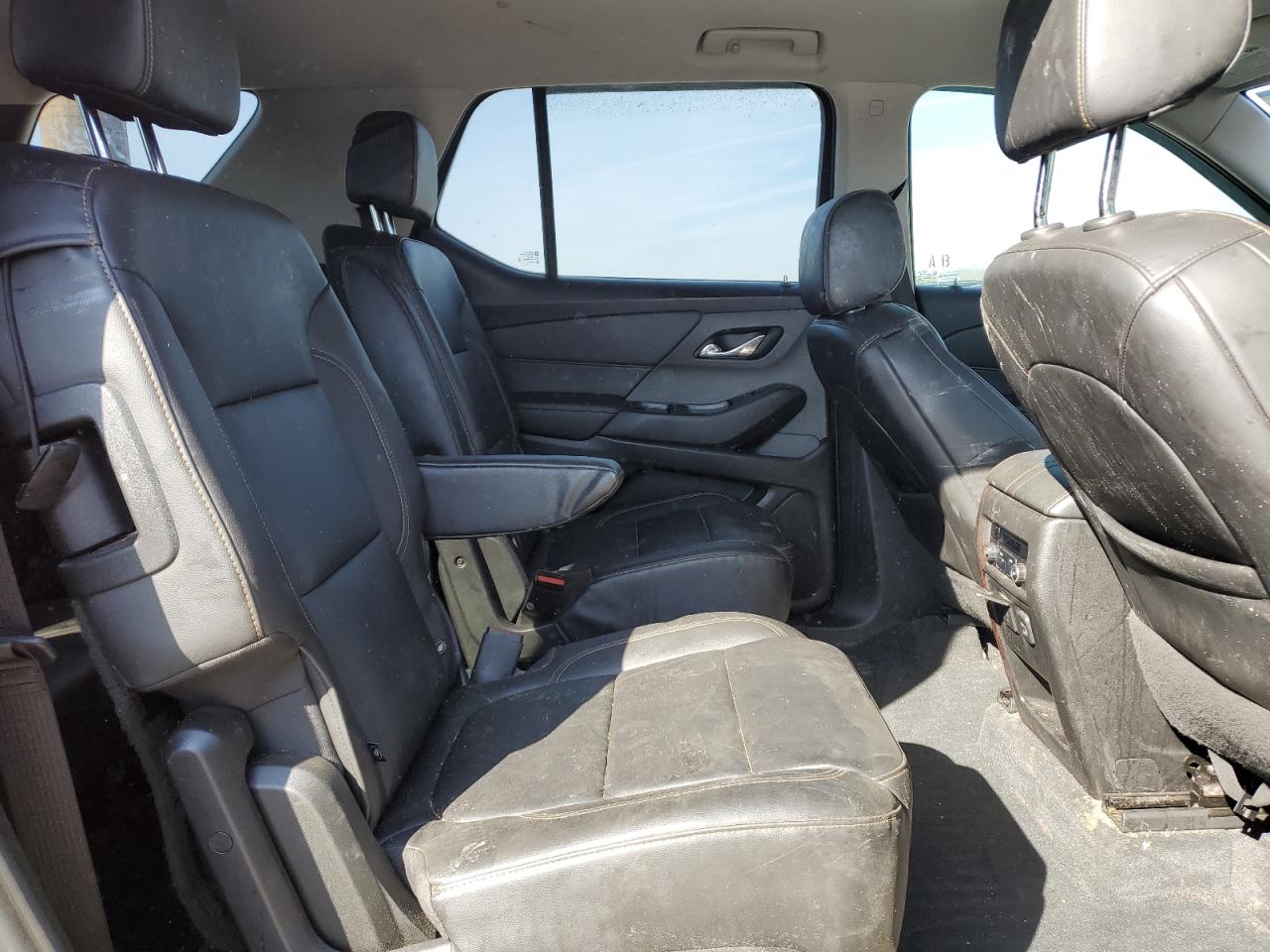 CHEVROLET TRAVERSE 2021 — 12