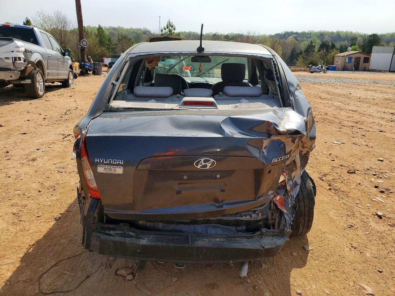 HYUNDAI ACCENT 2011 — 7