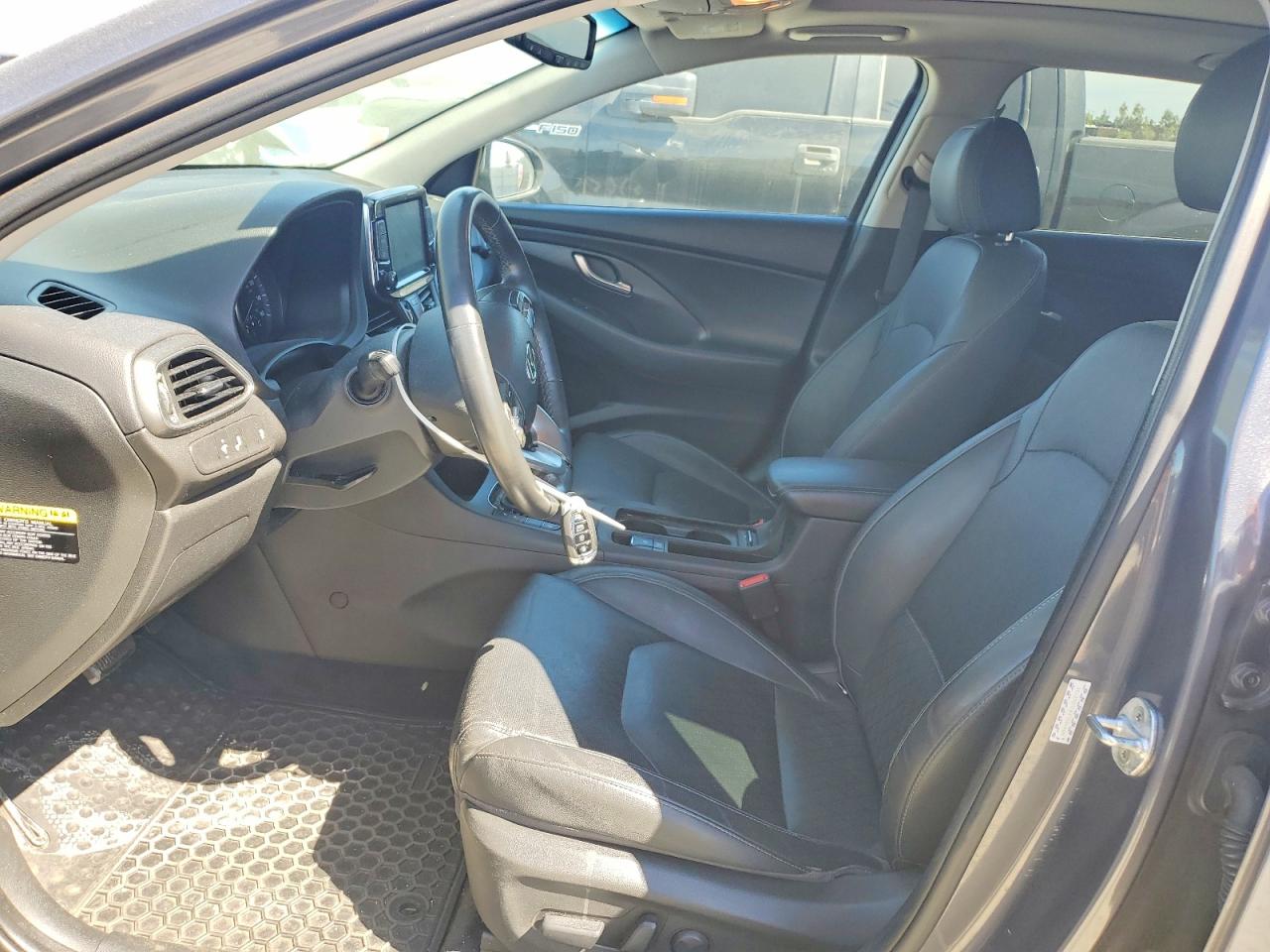 HYUNDAI ELANTRA GT 2018 — 8