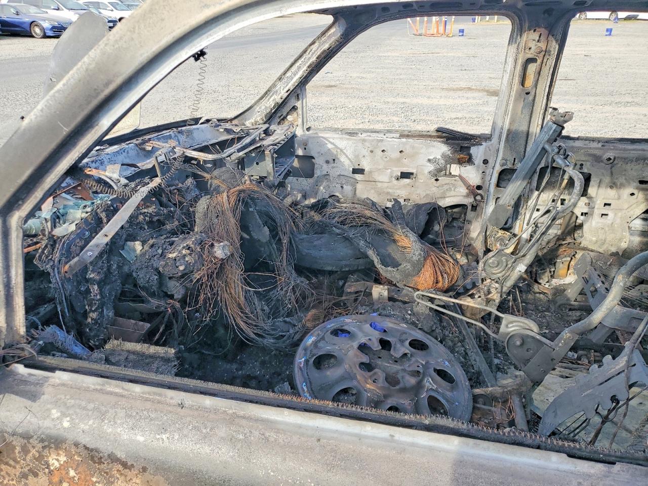 CHEVROLET SUBURBAN 2005 — 8
