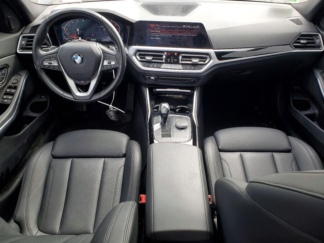 BMW 330XI 2019 — 9