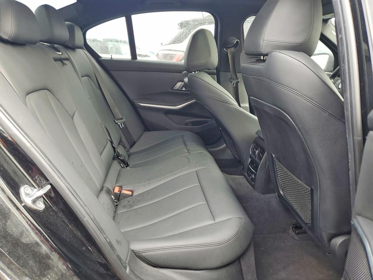 BMW 330XI 2019 — 11