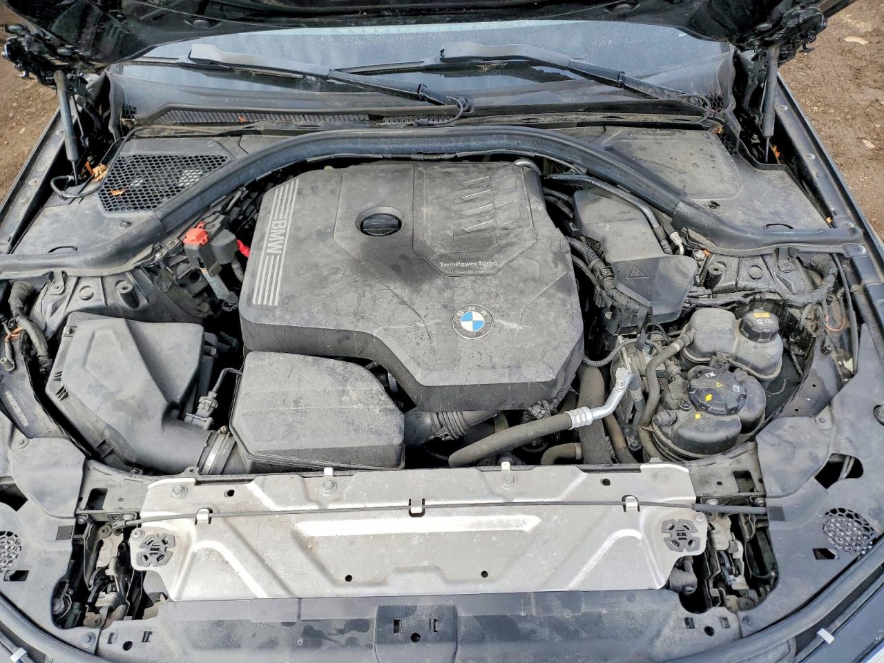 BMW 330XI 2019 — 12