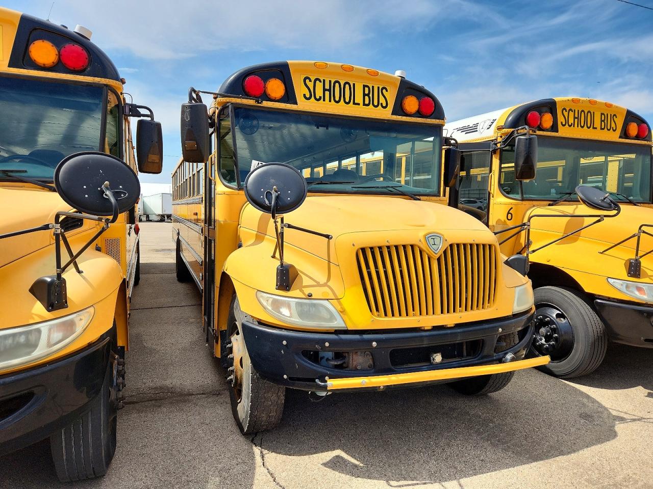 2011 IC CORPORATION CE SERIES SCHOOL