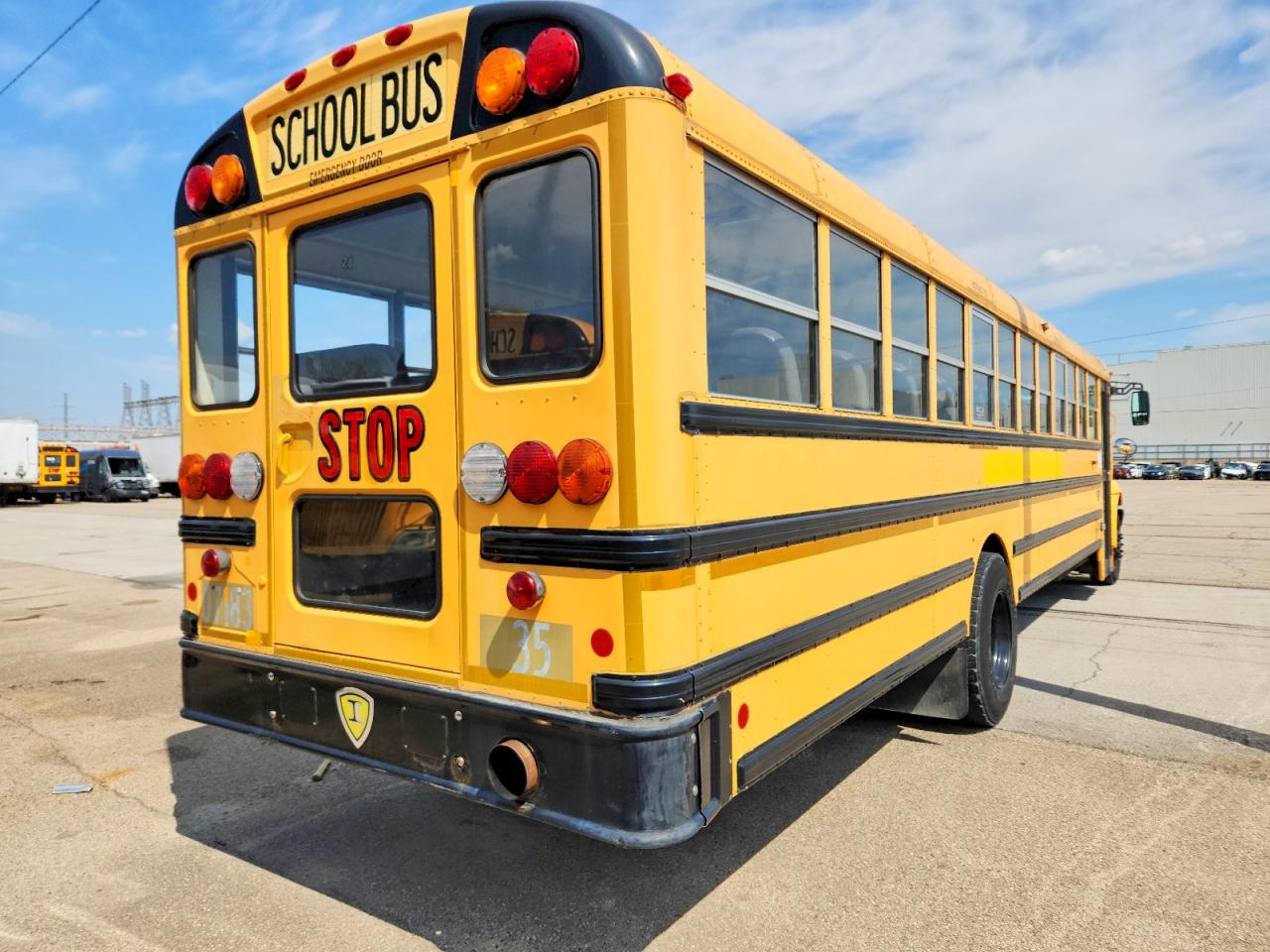 2011 IC CORPORATION CE SERIES SCHOOL