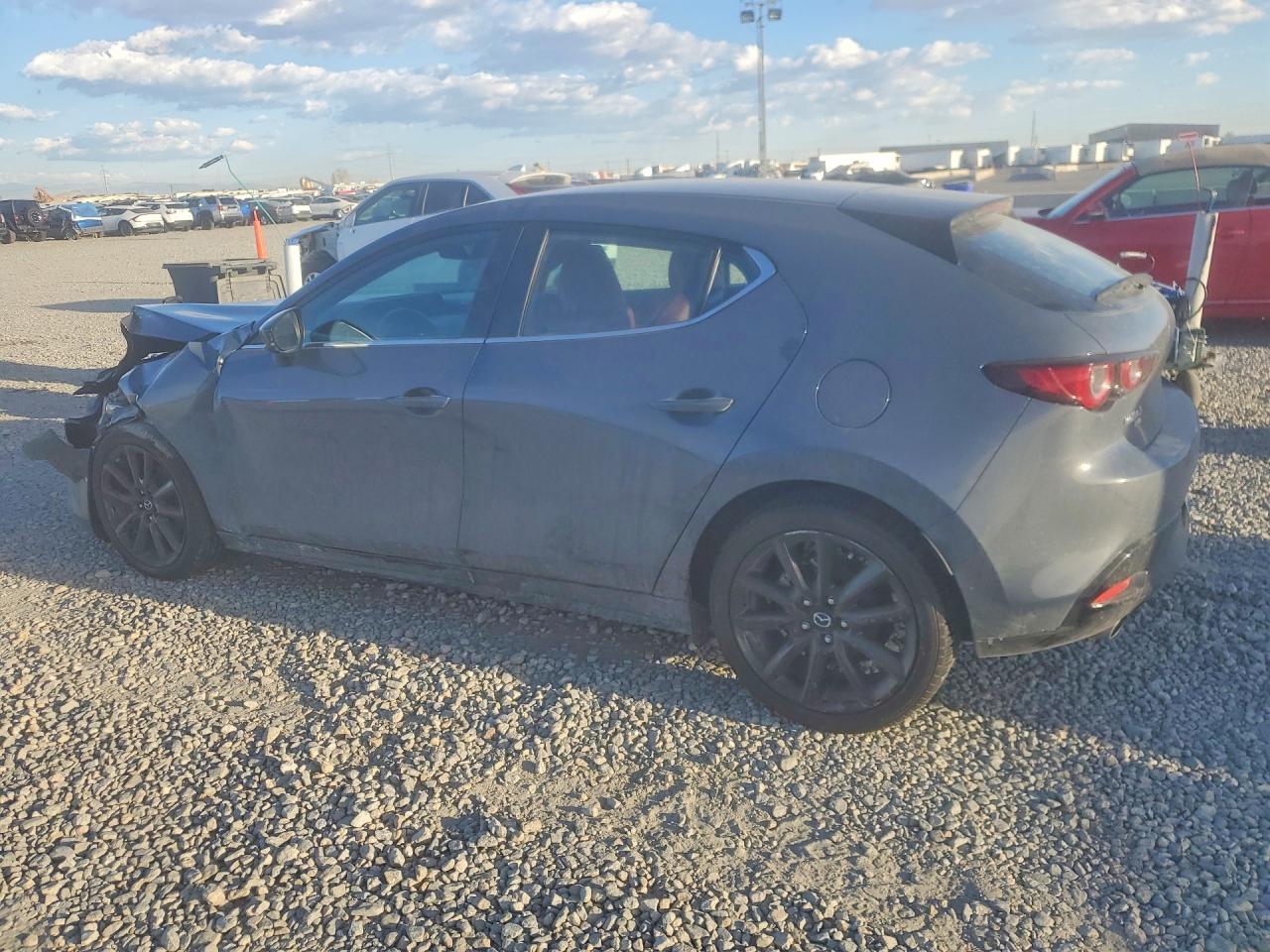 MAZDA 3 2024 — 3