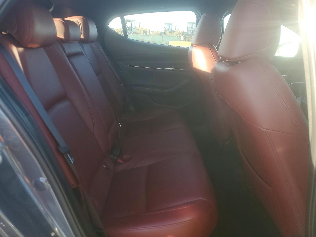 MAZDA 3 2024 — 11