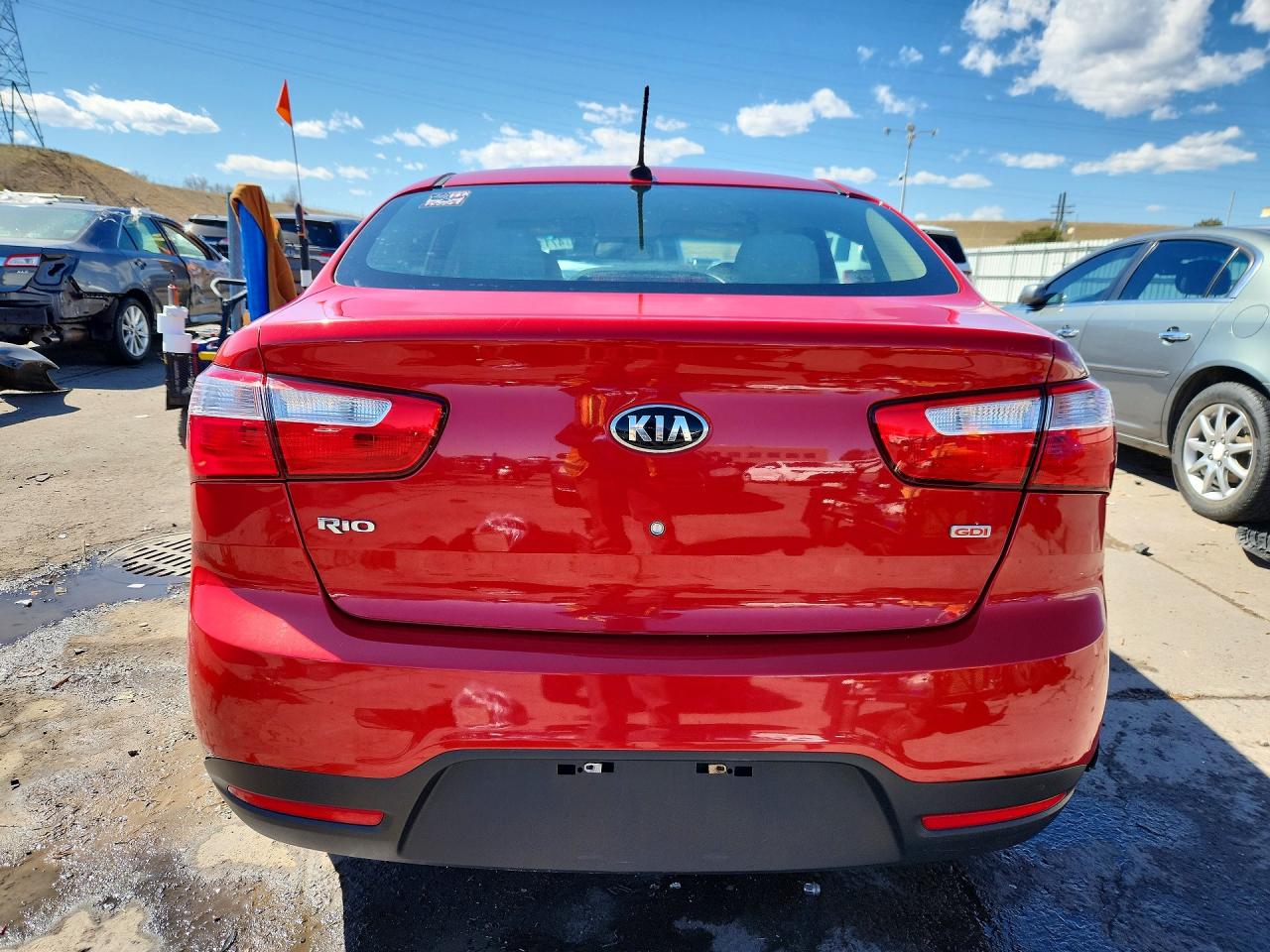 KIA RIO 2013 — 7