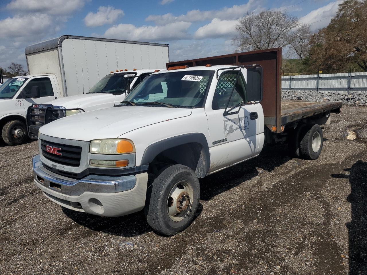 GMC NEW SIERRA 2003 — 2