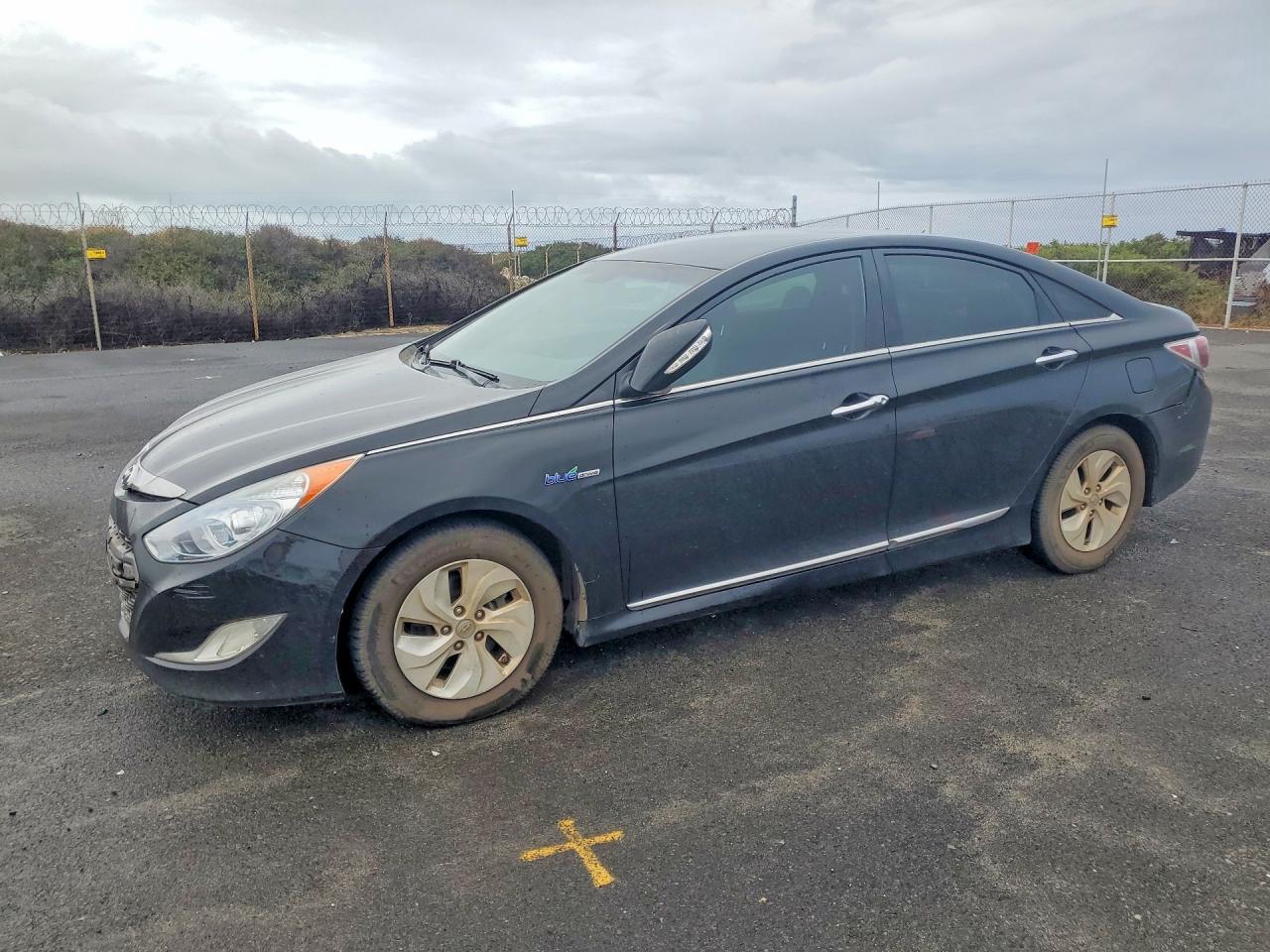 2015 HYUNDAI SONATA HYBRID BASE