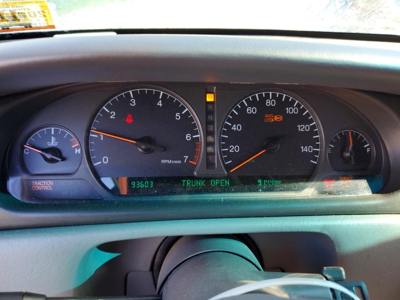 CADILLAC ELDORADO 2002 — 10
