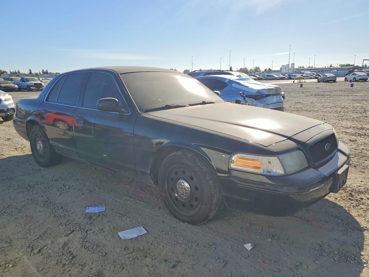 FORD CROWN VICTORIA 2011 — 5