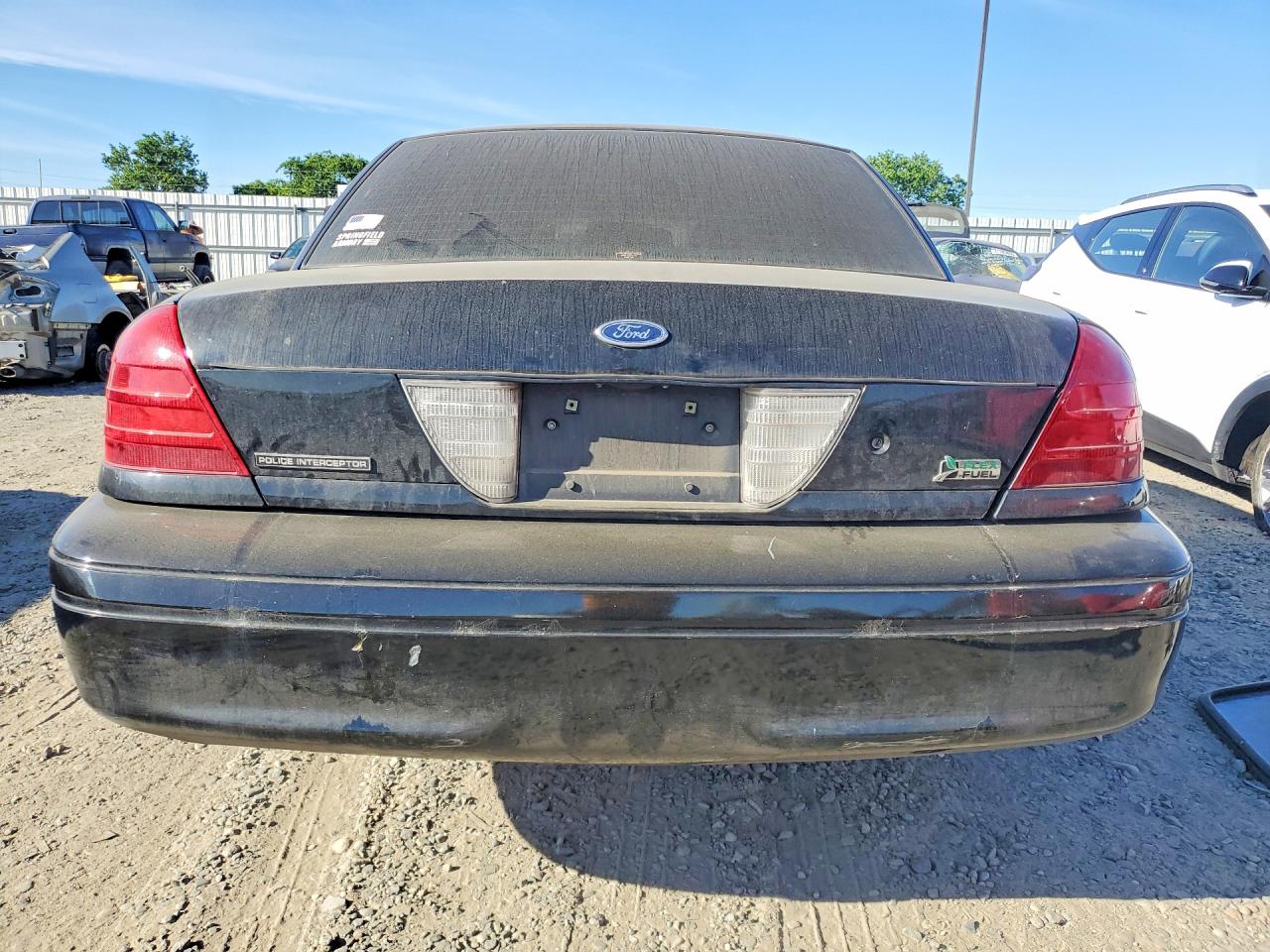 FORD CROWN VICTORIA 2011 — 7